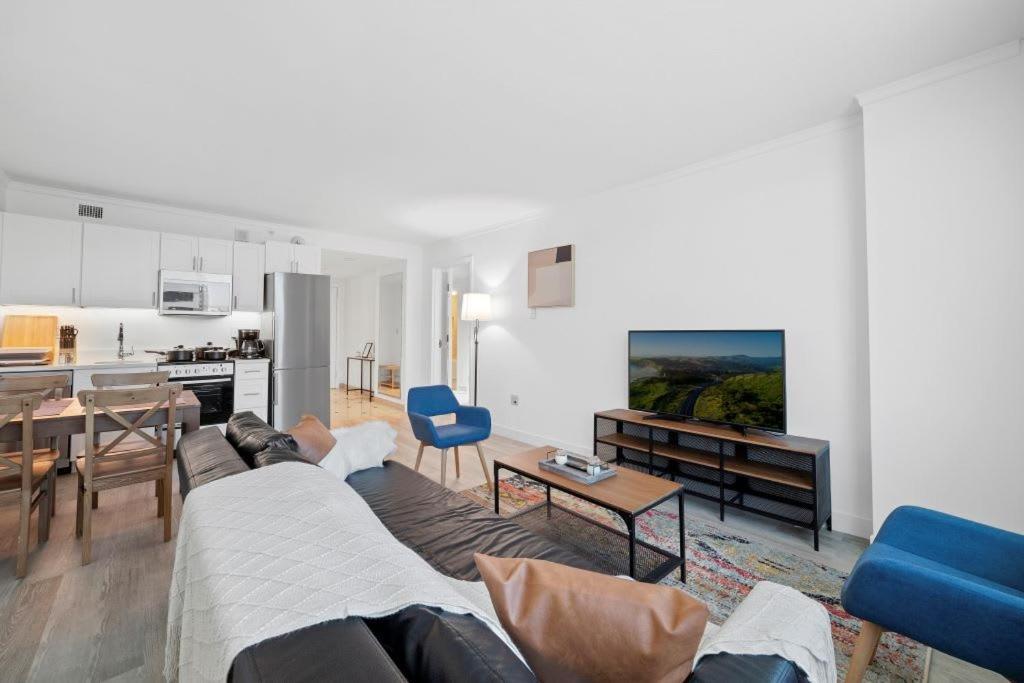 Cozysuites At Showboat 2br 3ba Apartment